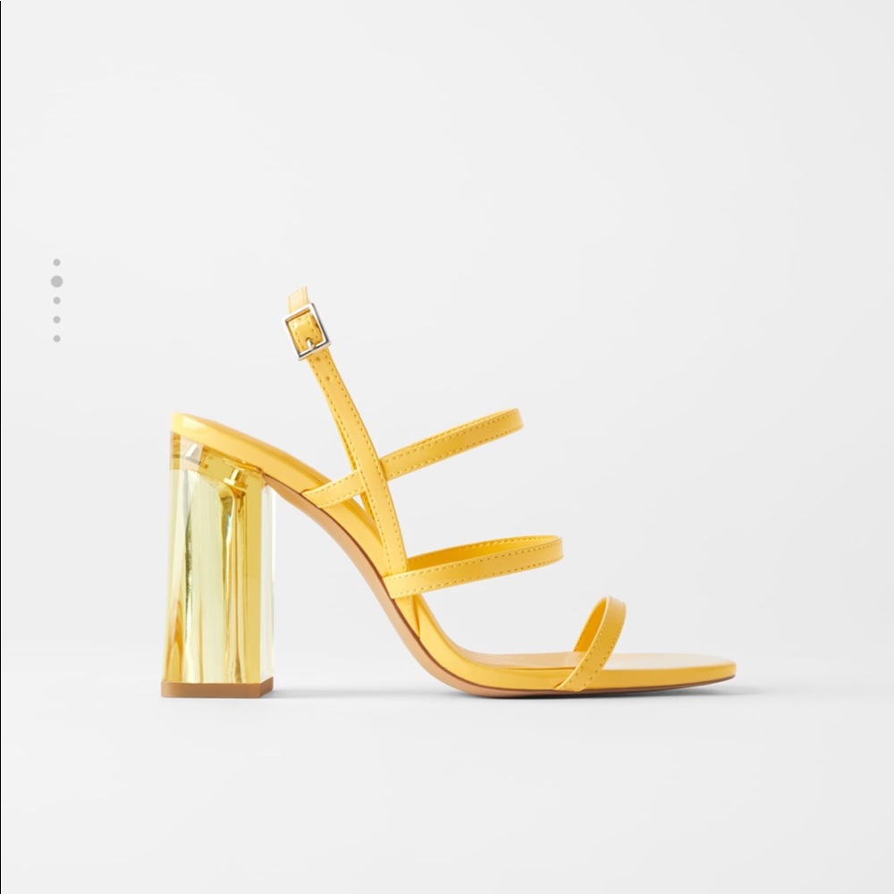 💛NWOT Zara Yellow Block Heel Sandals💛
